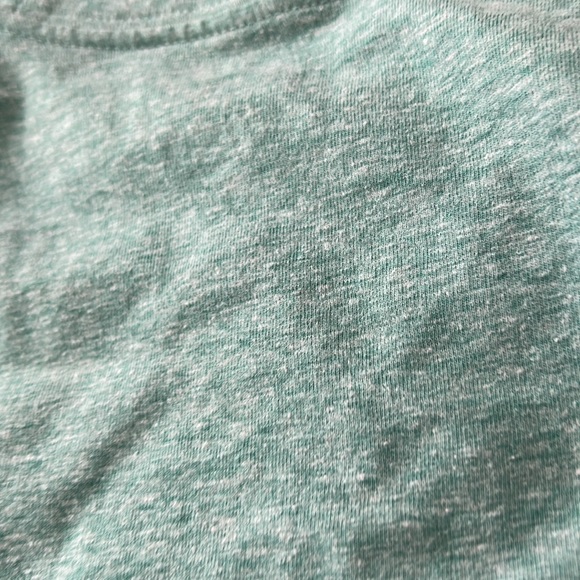 Carter’s bear graphic long sleeve tee shirt. Infant size 18 months. - Picture 7 of 7